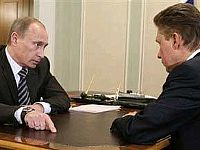 Thủ tướng Nga Vladimir Putin (trái) và Tổng giám đốc Gazprom Alexei Miller trong cuộc họp ở Moscow ngày 5/1.